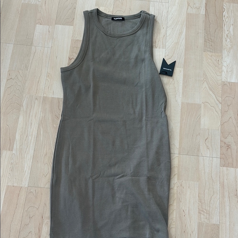 💚NWT Talentless Dress - Picture 2 of 4